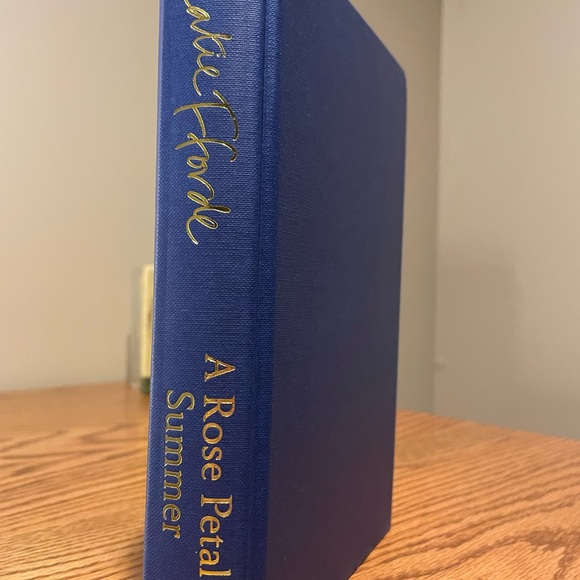 A Rose Petal Summer by Katie Fforde - Picture 4 of 4